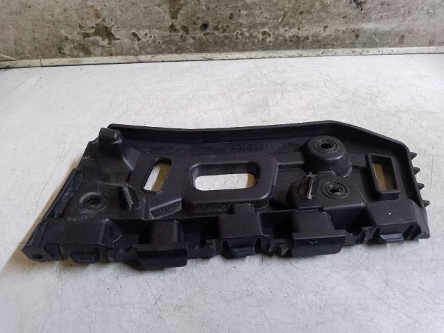 bontott DACIA LODGY Jobb első Oldal Lökhárító Tartó (Műanyag)