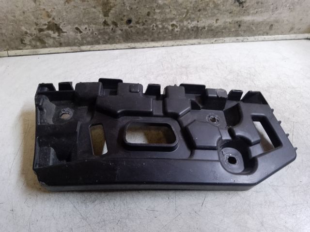 bontott DACIA LODGY Jobb első Oldal Lökhárító Tartó (Műanyag)