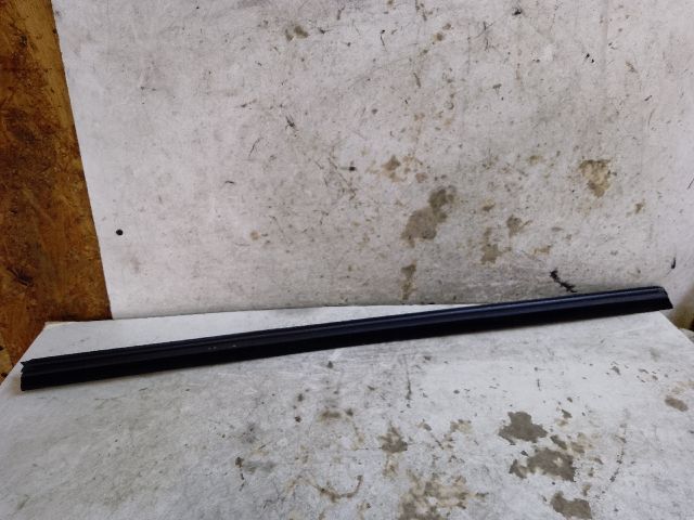 bontott DACIA LODGY Jobb első Vízlehúzó Gumicsík