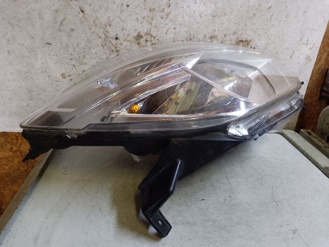 bontott DACIA LODGY Jobb Fényszóró