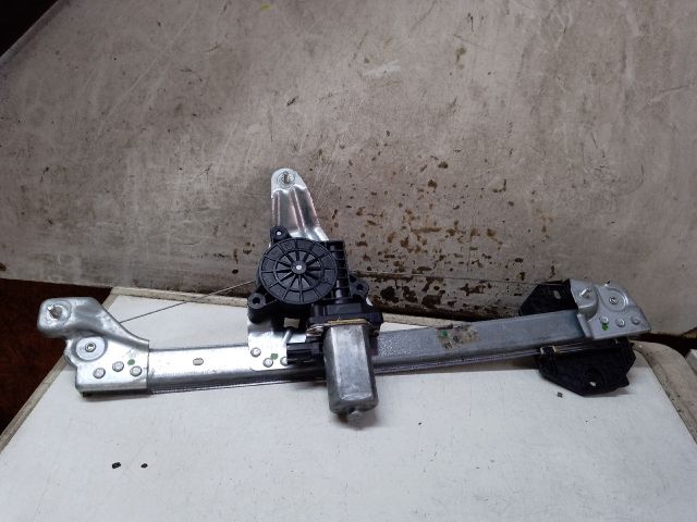 bontott DACIA LODGY Jobb hátsó Ablakemelő Szerkezet (Elektromos)