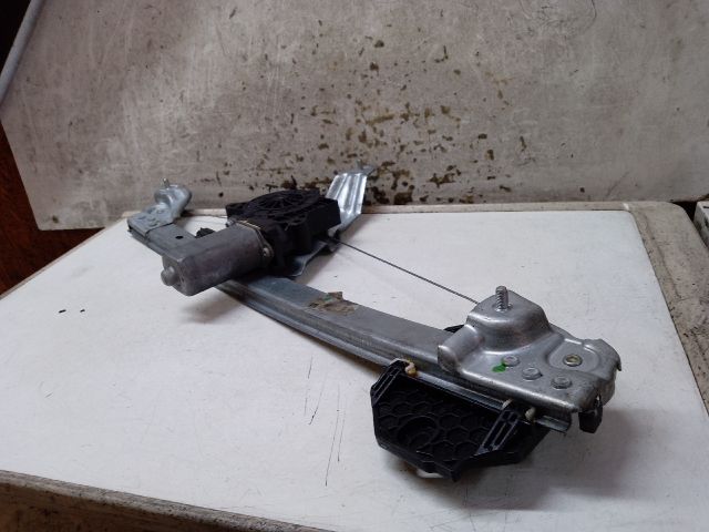 bontott DACIA LODGY Jobb hátsó Ablakemelő Szerkezet (Elektromos)