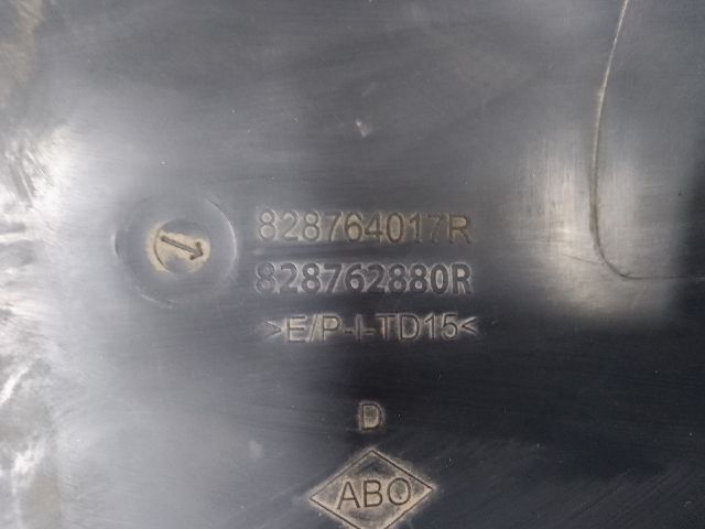 bontott DACIA LODGY Jobb hátsó Ajtó Díszléc