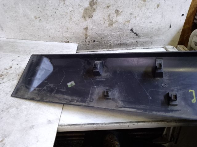 bontott DACIA LODGY Jobb hátsó Ajtó Díszléc