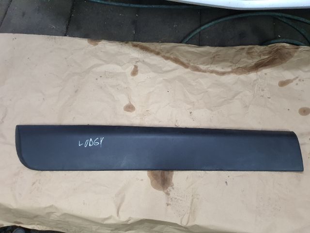 bontott DACIA LODGY Jobb hátsó Ajtó Díszléc