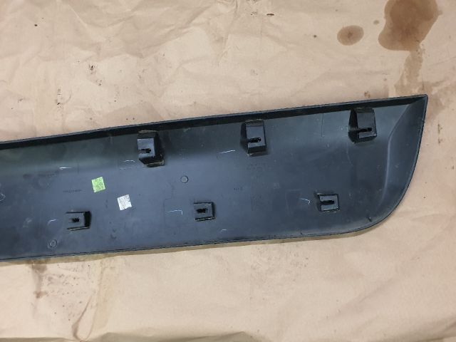 bontott DACIA LODGY Jobb hátsó Ajtó Díszléc