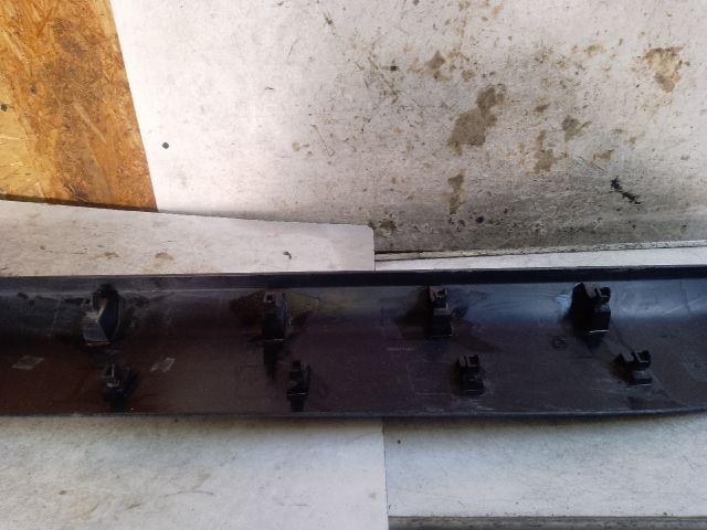 bontott DACIA LODGY Jobb hátsó Ajtó Díszléc