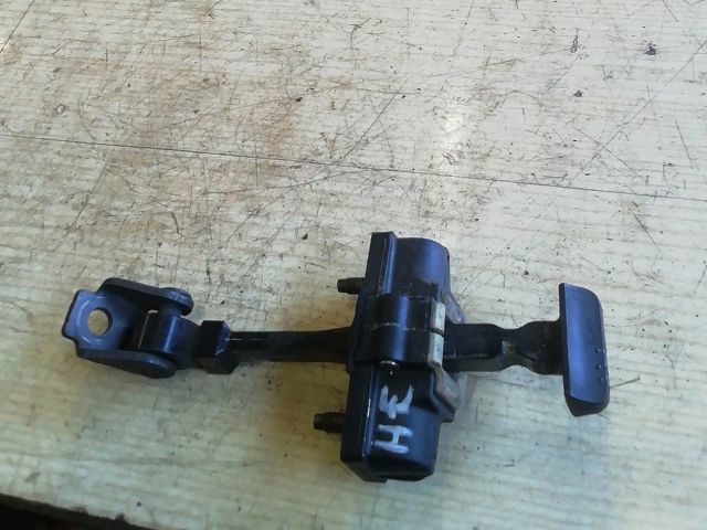 bontott DACIA LODGY Jobb hátsó Ajtóhatároló