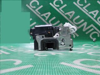 bontott DACIA LODGY Jobb hátsó Ajtózár