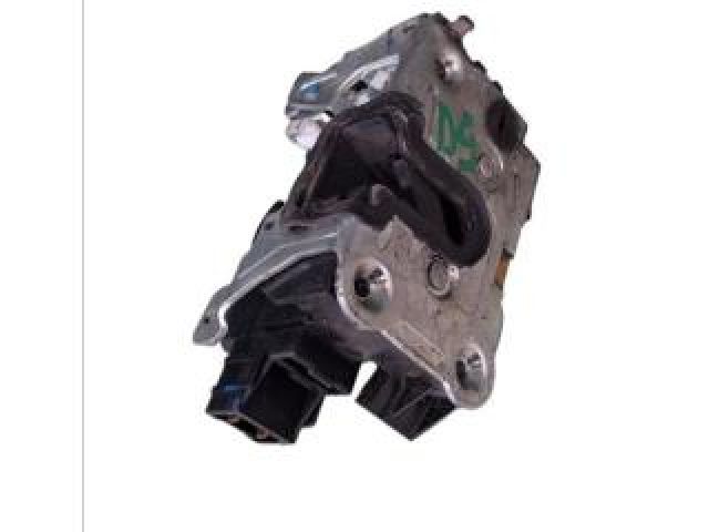 bontott DACIA LODGY Jobb hátsó Ajtózár