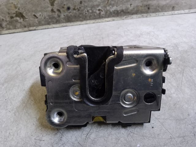 bontott DACIA LODGY Jobb hátsó Ajtózár