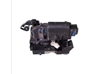 bontott DACIA LODGY Jobb hátsó Ajtózár