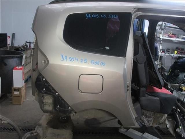 bontott DACIA LODGY Jobb hátsó Sárvédő