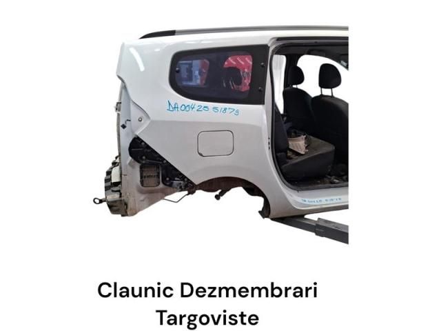 bontott DACIA LODGY Jobb hátsó Sárvédő