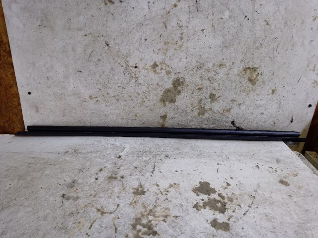 bontott DACIA LODGY Jobb hátsó Vízlehúzó Gumicsík