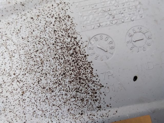 bontott DACIA LODGY Jobb Ködlámpa Rács