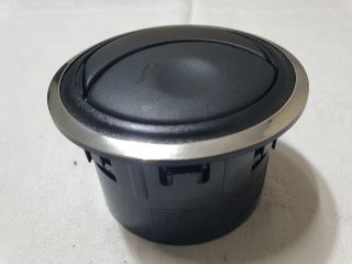 bontott DACIA LODGY Középső Szellőző