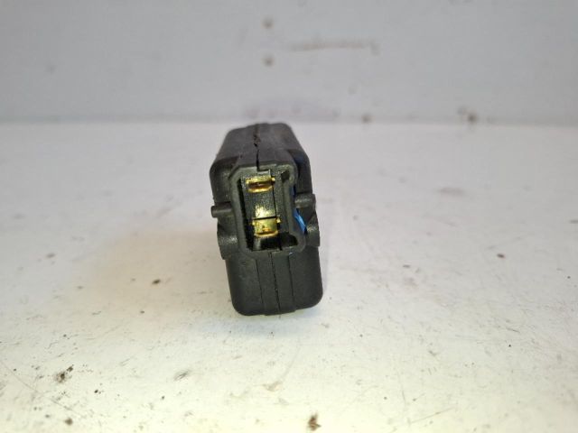 bontott DACIA LODGY Központizár Motor Csomagtérajtó