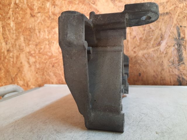 bontott DACIA LODGY Motor Tartó Bak (Fém)