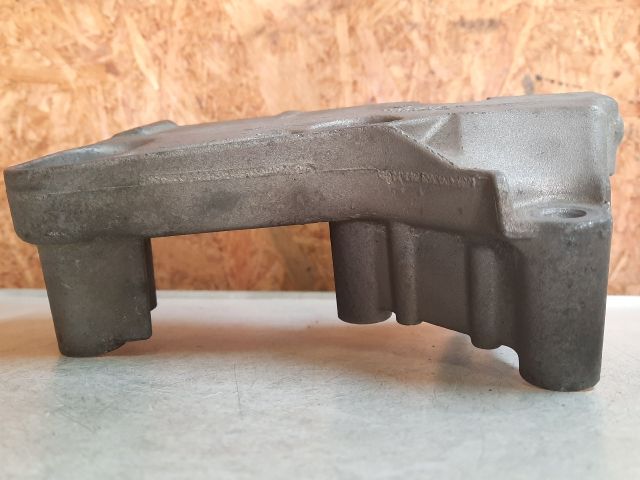 bontott DACIA LODGY Motor Tartó Bak (Fém)