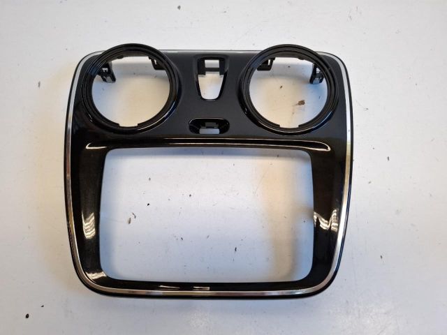 bontott DACIA LODGY Rádió / CD Keret