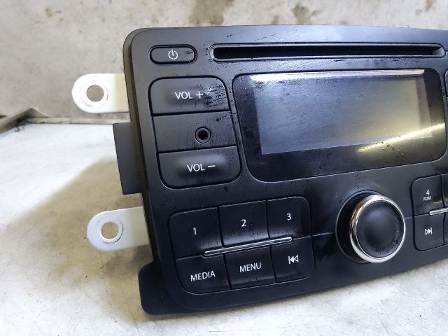 bontott DACIA LODGY Rádió / CD