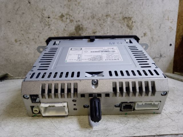 bontott DACIA LODGY Rádió / CD