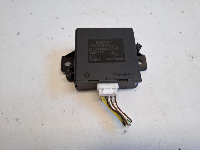 bontott DACIA LODGY Tolatóradar Elektronika