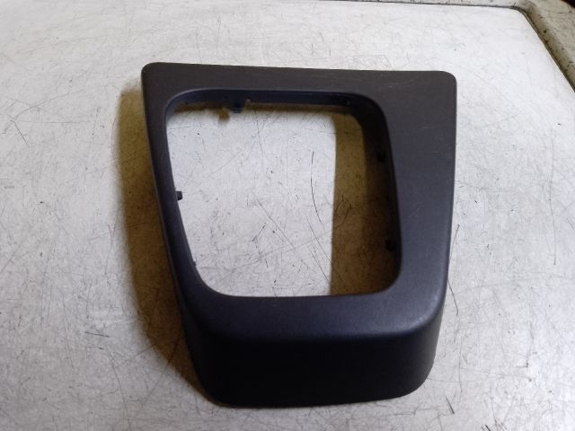 bontott DACIA LODGY Váltószoknya Rögzítő Keret