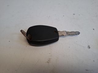 bontott DACIA LODGY Zárbetét Szett