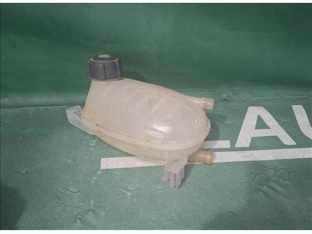 bontott DACIA LOGAN Kiegyenlítő Tartály