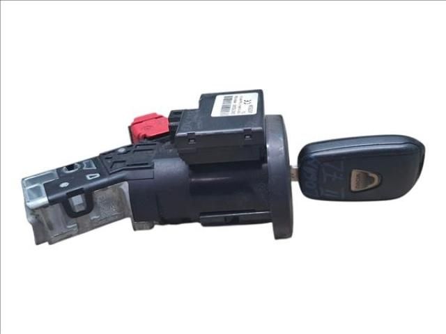 bontott DACIA LOGAN Gyújtáskapcsoló