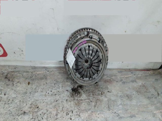 bontott DACIA LOGAN Kuplung Szett (Szerkezet, Tárcsa)