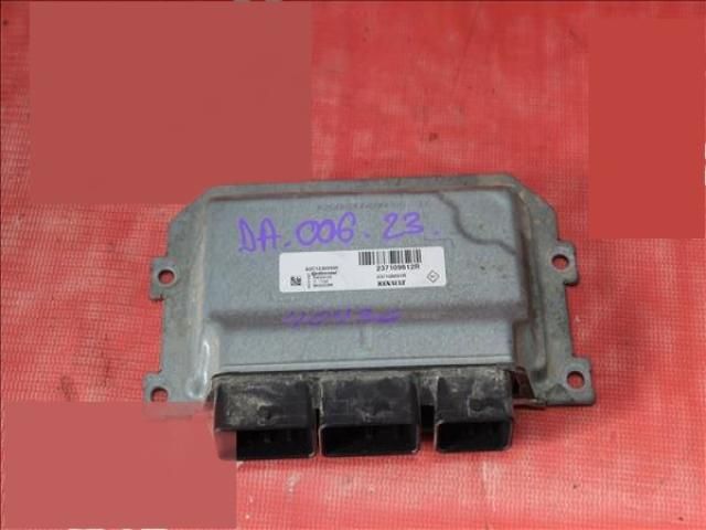 bontott DACIA LOGAN Motorvezérlő