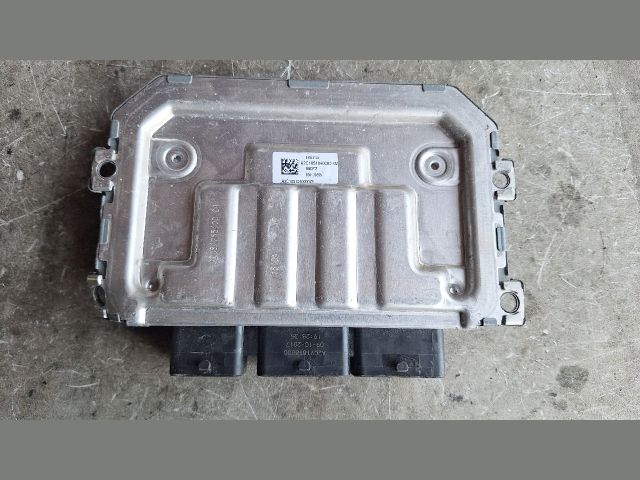 bontott DACIA LOGAN Motorvezérlő