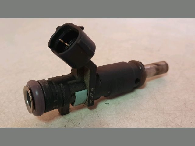 bontott DACIA LOGAN Porlasztó (1 db)