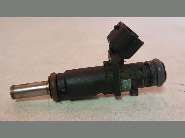 bontott DACIA LOGAN Porlasztó (1 db)