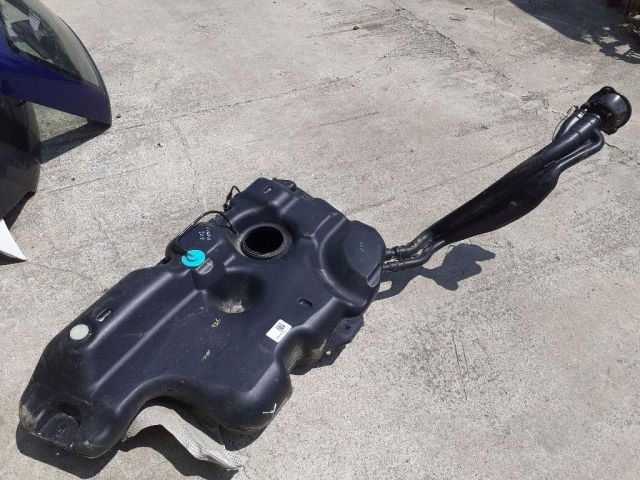 bontott DACIA LOGAN Tank