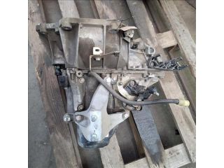 bontott DACIA LOGAN Váltó (Mechanikus)