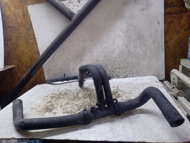 bontott DACIA LOGAN Vízcső