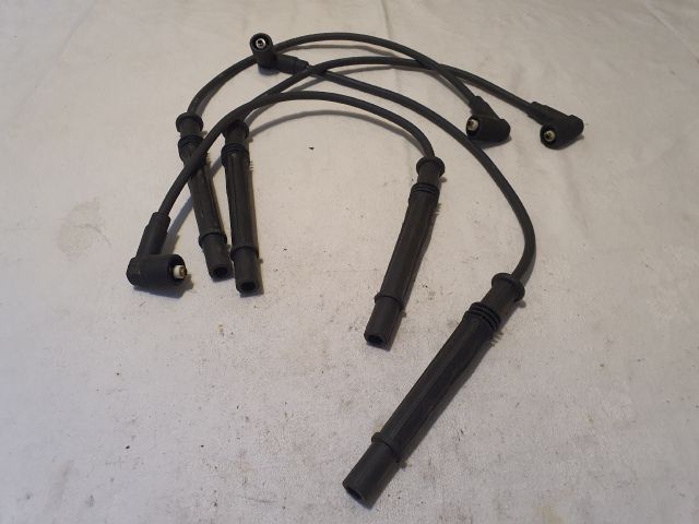 bontott DACIA LOGAN Gyújtáselosztó és Gyertya Kábel