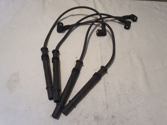 bontott DACIA LOGAN Gyújtáselosztó és Gyertya Kábel