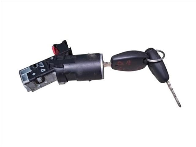 bontott DACIA LOGAN Gyújtáskapcsoló