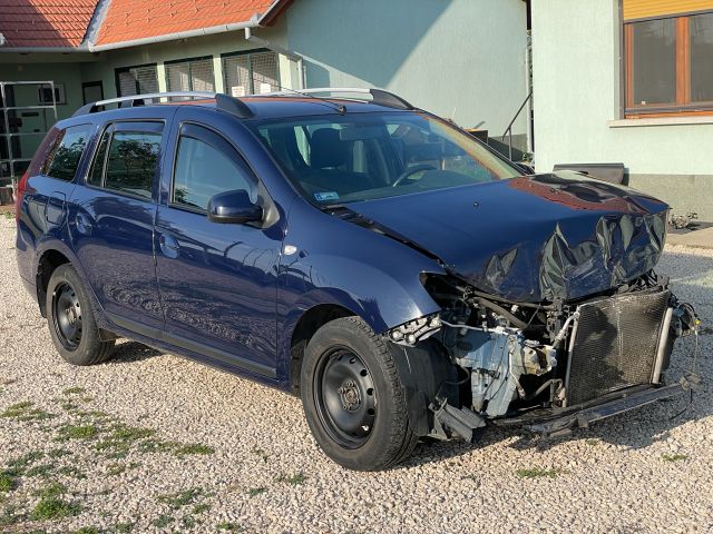 bontott DACIA LOGAN Motor (Fűzött blokk hengerfejjel)