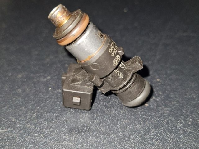 bontott DACIA LOGAN Porlasztó (1 db)