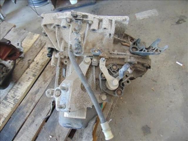 bontott DACIA LOGAN Váltó (Mechanikus)
