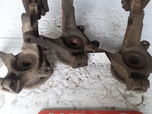 bontott DACIA LOGAN Bal első Csonkállvány Kerékaggyal