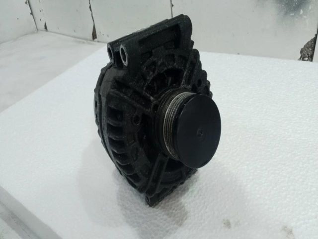 bontott DACIA LOGAN Generátor