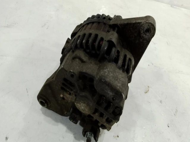 bontott DACIA LOGAN Generátor