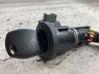 bontott DACIA LOGAN Gyújtáskapcsoló